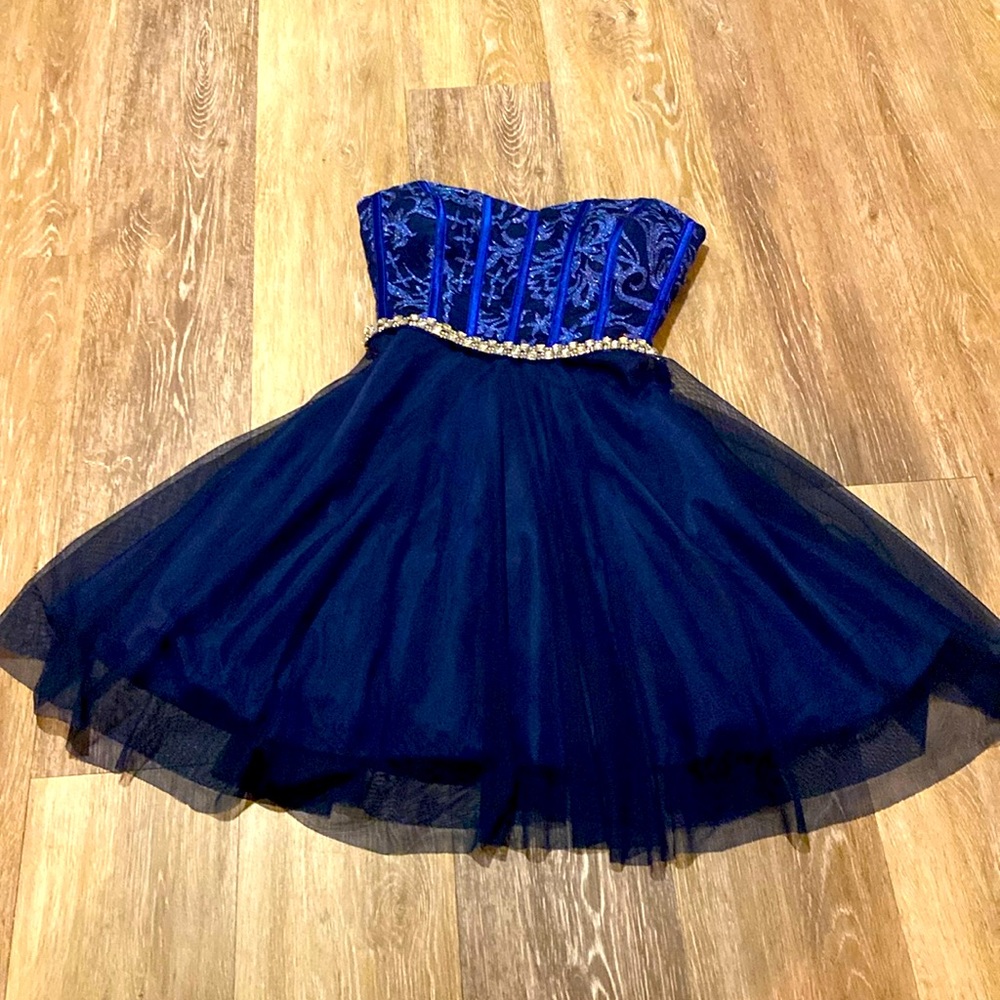 Wore it for a wedding and never again.